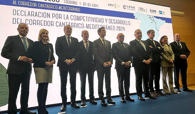 Cantabria y otras cuatro autonomías se unen para exigir que el Corredor Cantábrico-Mediterráneo se incorpore a la red de transporte europea