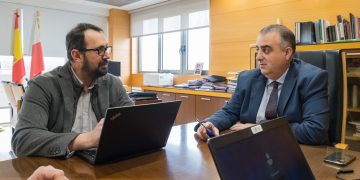 Media traslada a Telefónica su inquietud por el inminente cierre de las centrales de cobre y confía en que no afecten en el servicio a los usuarios