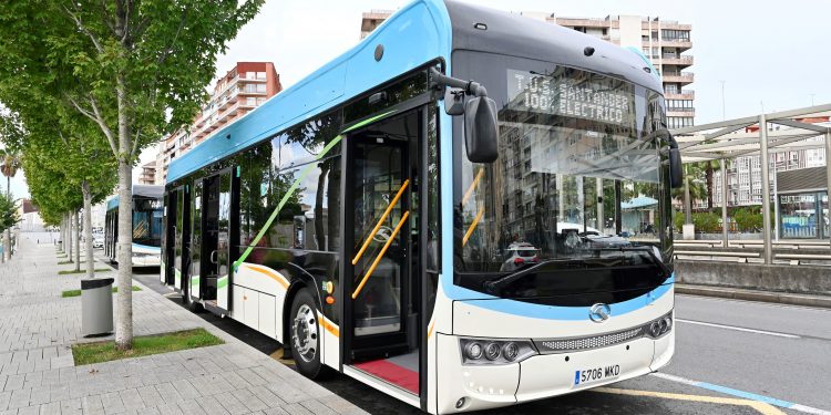 El TUS modifica recorridos el viernes con motivo de la manifestación del 8M