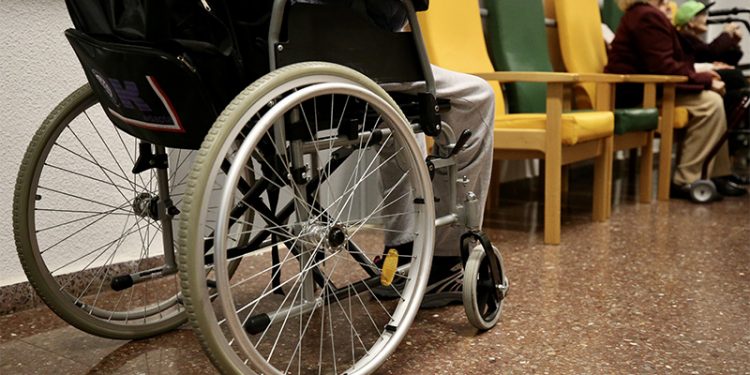 El Gobierno de Cantabria convoca ayudas para que las entidades locales mejoren la atención integral a las necesidades de las personas mayores