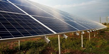 El Gobierno convoca ayudas a inversiones en energías renovables para edificaciones agrarias en zonas rurales