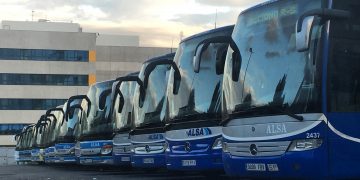 Fomento actualiza la convocatoria de ayudas a empresas privadas para la transformación de flotas de transporte por carretera de viajeros y mercancías, con casi 6 millones