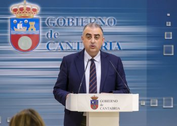El Gobierno autonómico destaca la «buena sintonía» en la primera reunión de la Comisión bilateral sobre la Ley del Suelo de Cantabria