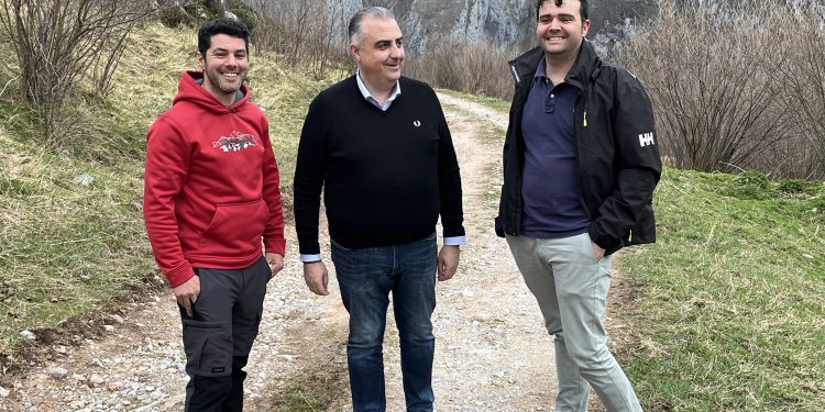 Roberto Media anuncia inversiones en Tresviso por valor de 300.000 euros