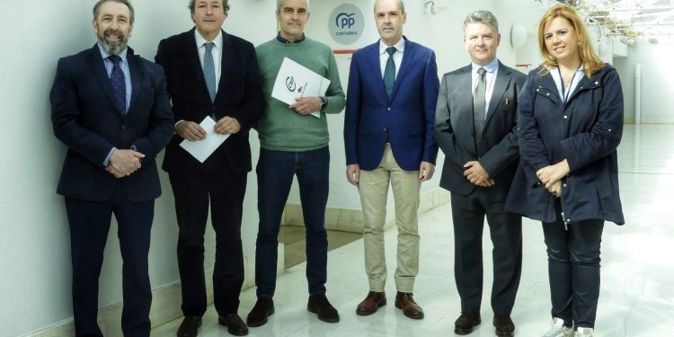 El PP pedirá también en Cantabria que se reconozca a los funcionarios de prisiones como agentes de la autoridad