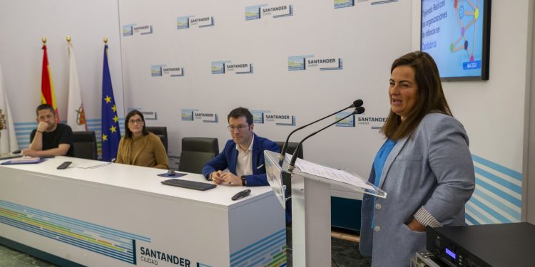 Gómez del Río reconoce la labor que realizan las entidades de infancia de Cantabria «trabajando siempre por el interés superior del menor»