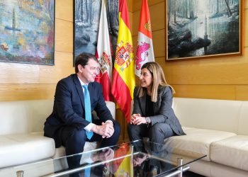 Cantabria y Castilla y León firman un protocolo para mejorar la prestación de servicios en las zonas limítrofes y defender sus intereses comunes