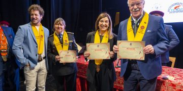 Buruaga destaca la pujanza del sector conservero regional y alaba a la anchoa como «mejor embajadora» de Cantabria