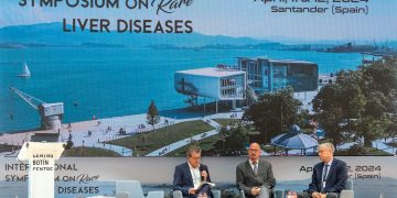 Pascual destaca los avances terapéuticos y de investigación alcanzados en el conocimiento, diagnóstico y tratamiento de las enfermedades hepáticas poco frecuentes