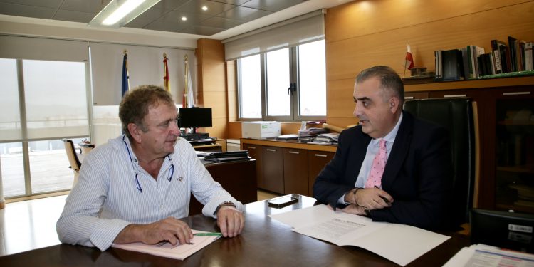 Fomento construirá una cubierta de 1.184 metros cuadrados junto al polideportivo de Treceño