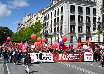 La manifestación del 1º de mayo congrega en Santander a cerca de 8.000 personas