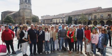 Más de 600 camargueses asisten a la Excursión del Pueblo organizada por el Ayuntamiento