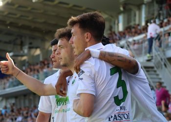 El Racing gana en Huesca y sigue cuarto de LaLiga Hypermotion (0-3)