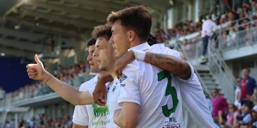 El Racing gana en Huesca y sigue cuarto de LaLiga Hypermotion (0-3)