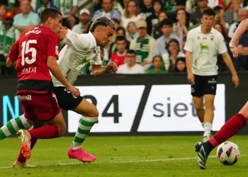 El Racing continua abonado a la ilusión al vencer al Mirandes