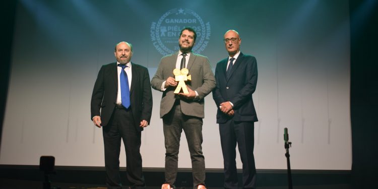 El cortometraje ‘París 70’ de Dani Feixas Roca, galardonado con tres premios en la XIV edición del Festival Internacional de Cine de Piélagos