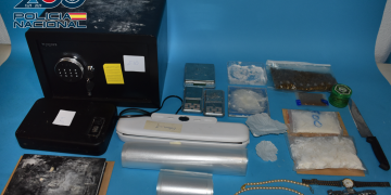 La Policía Nacional detiene a tres personas por un delito de tráfico de drogas en Torrelavega