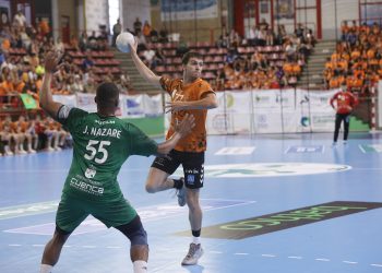 Nicolai Colunga regresa un año después a Torrelavega