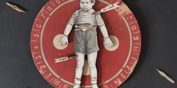 La exposición ‘Los ineducados’ de Teresa Vivas inicia en Santillana del Mar el programa Comisariado 2024 organizado por Cultura