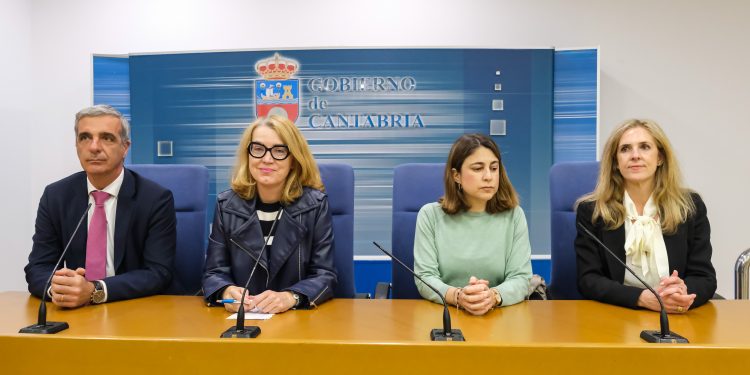 El Gobierno de Cantabria asegura estar “en vías de solucionar” el Plan Turístico de Santillana