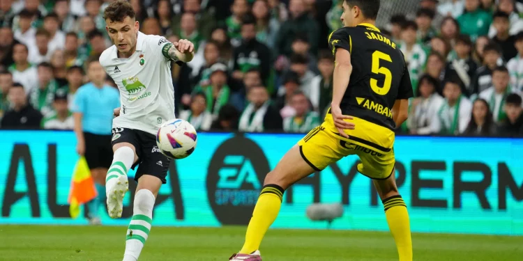 El Racing pierde ante Zaragoza y depende de si mismo