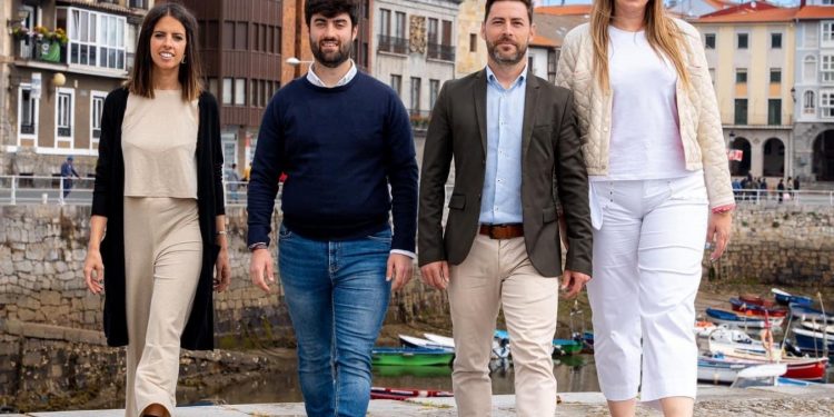 El PP de Castro Urdiales pide la instalación de consignas en las zonas de baño para “ofrecer seguridad y tranquilidad a los usuarios”