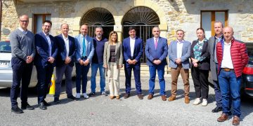 Buruaga exigirá al Ministerio que licite «inmediatamente» el subfluvial y agilice «al máximo» el resto de obras pendientes del saneamiento de las Marismas de Santoña