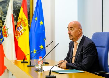 Cantabria consolida en abril la tendencia descendente de la lista de espera quirúrgica con 18.252 pacientes, 489 menos que en marzo