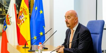 Cantabria consolida en abril la tendencia descendente de la lista de espera quirúrgica con 18.252 pacientes, 489 menos que en marzo