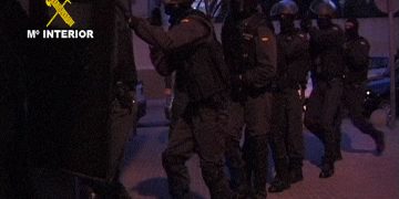 La Guardia Civil de Cantabria, clave en la desmantelación del laboratorio de drogas sintéticas más sofisticado de España