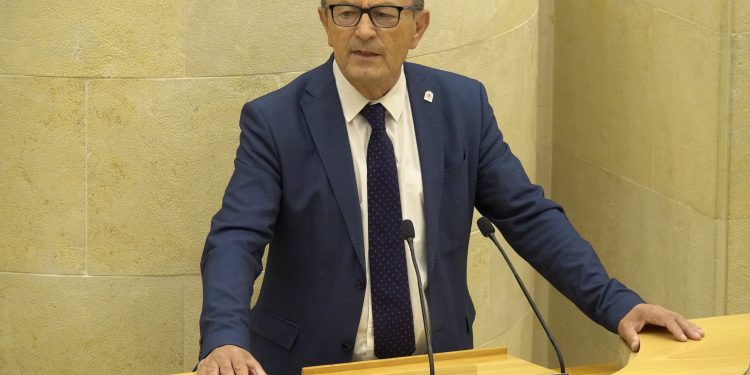 López Marcano afirma que la absorción de Sogarca por Castilla y León supone «un duro golpe al autogobierno de Cantabria» y pide al Gobierno que la frene