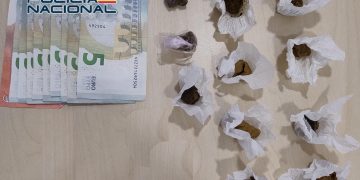 La Policía Nacional detiene a un joven por un delito contra la salud pública