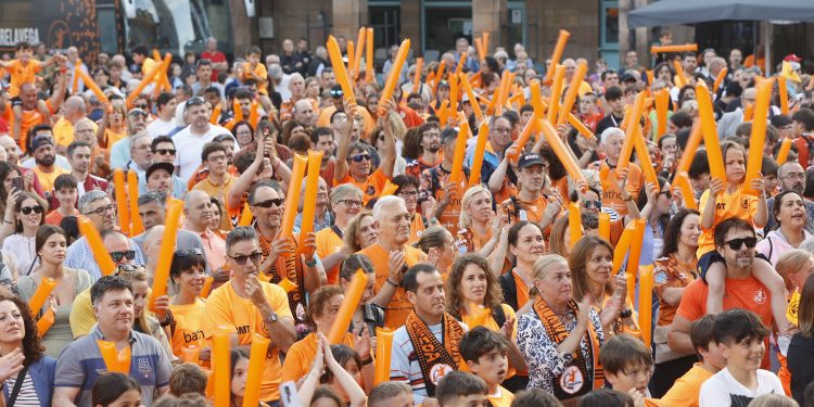 El Bathco BM Torrelavega recibe la documentación para su inscripción europea