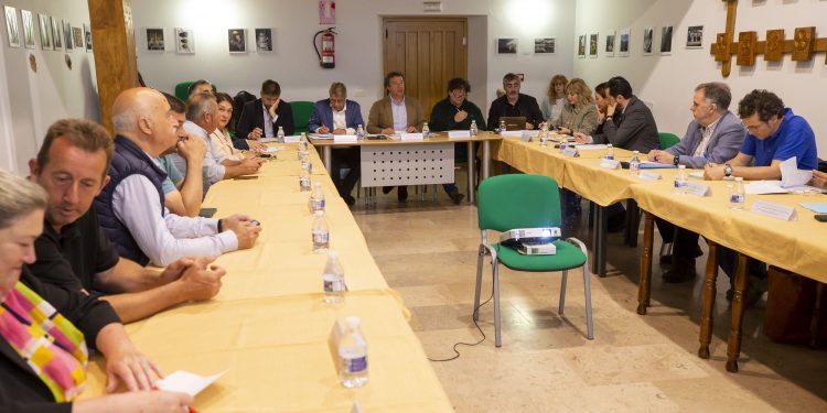 El Gobierno potenciará el Parque Natural Saja-Besaya con nuevas medidas de conservación y dinamización de «una de las grandes joyas naturales y paisajísticas de Cantabria»