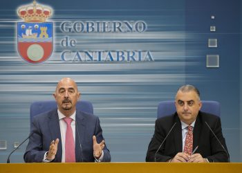 El Gobierno facilitará el transporte de pacientes que carezcan de cobertura sanitaria este verano en Cantabria