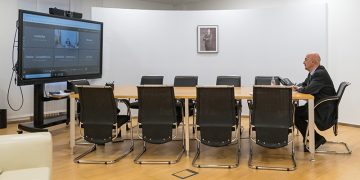 Pascual reclama al Ministerio apoyo para articular el marco legal que permita a los MIR de último año ayudar a cubrir en verano las necesidades asistenciales de los centros