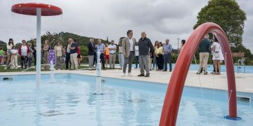 Camargo inaugura la reforma de las piscinas municipales tras una inversión de 600.000 euros