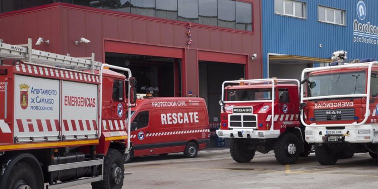 Bárcena: “El Gobierno de Cantabria está empezando a reparar el agravio al que se ha sometido a los camargueses”