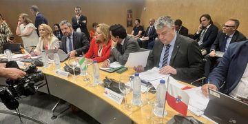 Cantabria acepta «sacrificios» ante la reforma del sistema de financiación autonómica pero pide realizar «un estudio de los servicios y coste»