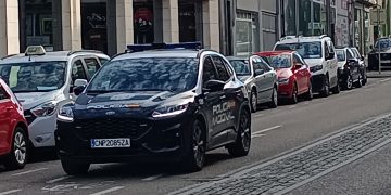 La Policía Nacional ha detenido a un joven por tres delitos de robo con intimidación a repartidores de comida a domicilio
