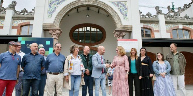 El Gobierno de Cantabria invierte 700.000 euros en la rehabilitación del Mercado de Abastos de Laredo