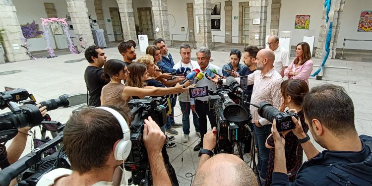 Revilla cree «una metedura de pata muy peligrosa» que el consejero de Economía anuncie «sacrificios» y renuncie a que Cantabria siga siendo la Comunidad Autónoma mejor financiada