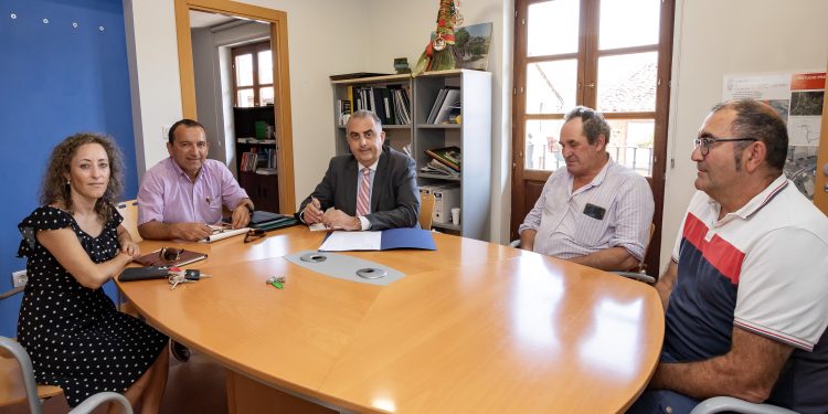 Tres días después de la moción de censura Fomento anuncia la redacción del estudio informativo de la variante de Silió