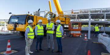 Roberto Media visita las obras del parking en altura de La Carmencita que estará terminado a finales de este año