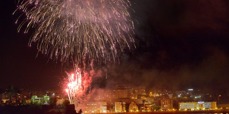 La Segunda del Sardinero acoge hoy los fuegos artificiales de la festividad de Santiago