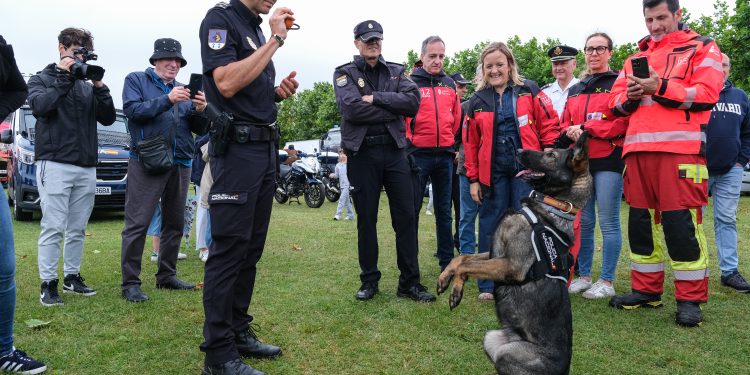Urrutia anuncia que el Gobierno tiene la intención de trasladar la sala del 112 a las dependencias de Cazoña, este septiembre, una vez conseguidos todos los permisos
