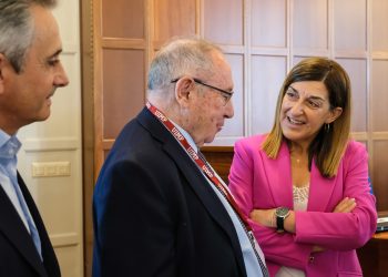 Buruaga anuncia que el I Plan de Internacionalización de Cantabria se presentará este año y estará dotado con 8 millones hasta 2027