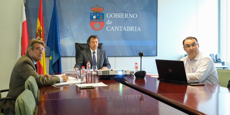 Pablo Palencia traslada a la ministra Ribera el «perjuicio» que la estrategia del lobo del MITECO causa a la economía rural, la biodiversidad y a la incorporación de jóvenes al medio rural en Cantabria