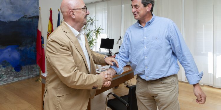 Salud estudia alternativas para cubrir la plaza de pediatría en Liébana y valora su determinación como plaza de difícil cobertura