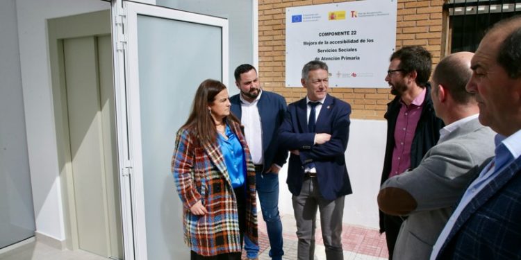 El Gobierno convoca ayudas para la realización de proyectos de accesibilidad en los centros de atención primaria por un importe de 1,3 millones de euros